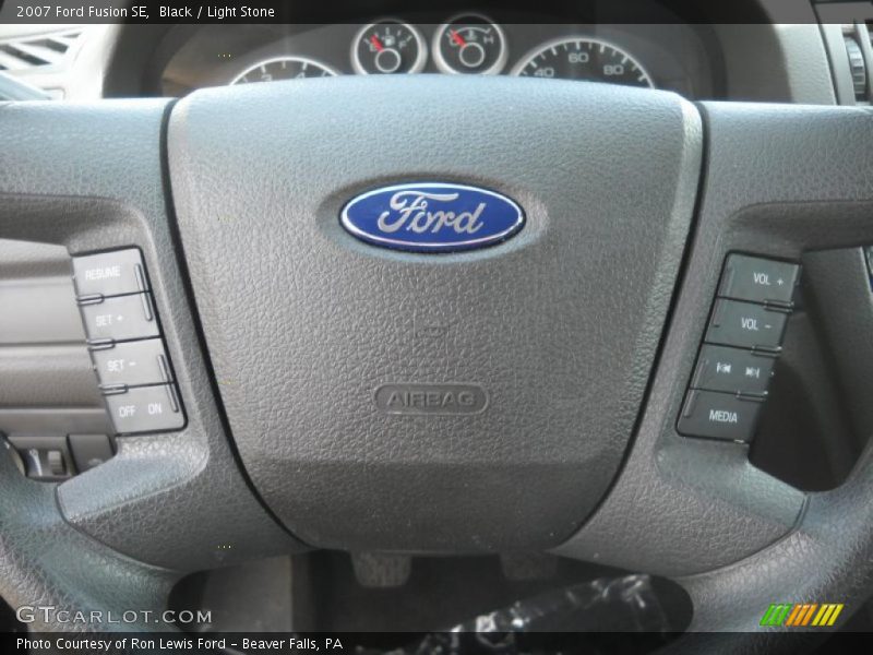 Black / Light Stone 2007 Ford Fusion SE