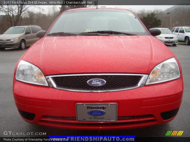 Infra-Red / Charcoal/Light Flint 2007 Ford Focus ZX4 SE Sedan