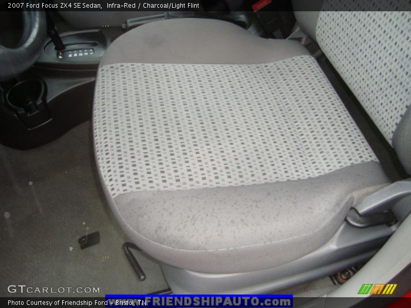 Infra-Red / Charcoal/Light Flint 2007 Ford Focus ZX4 SE Sedan