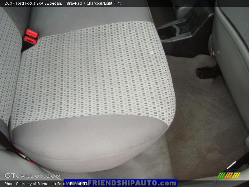 Infra-Red / Charcoal/Light Flint 2007 Ford Focus ZX4 SE Sedan