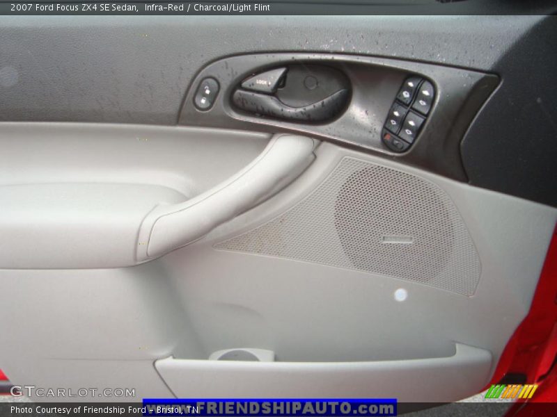 Infra-Red / Charcoal/Light Flint 2007 Ford Focus ZX4 SE Sedan