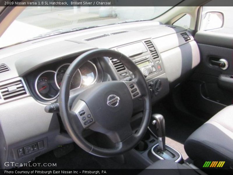 Brillant Silver / Charcoal 2009 Nissan Versa 1.8 SL Hatchback