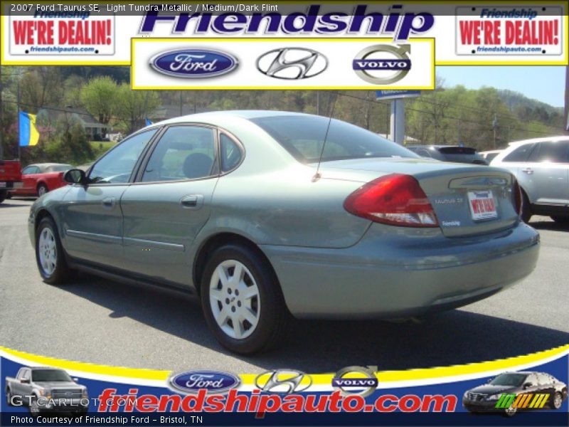 Light Tundra Metallic / Medium/Dark Flint 2007 Ford Taurus SE