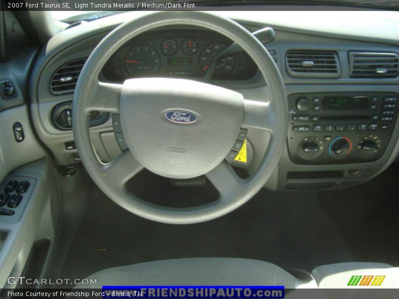 Light Tundra Metallic / Medium/Dark Flint 2007 Ford Taurus SE