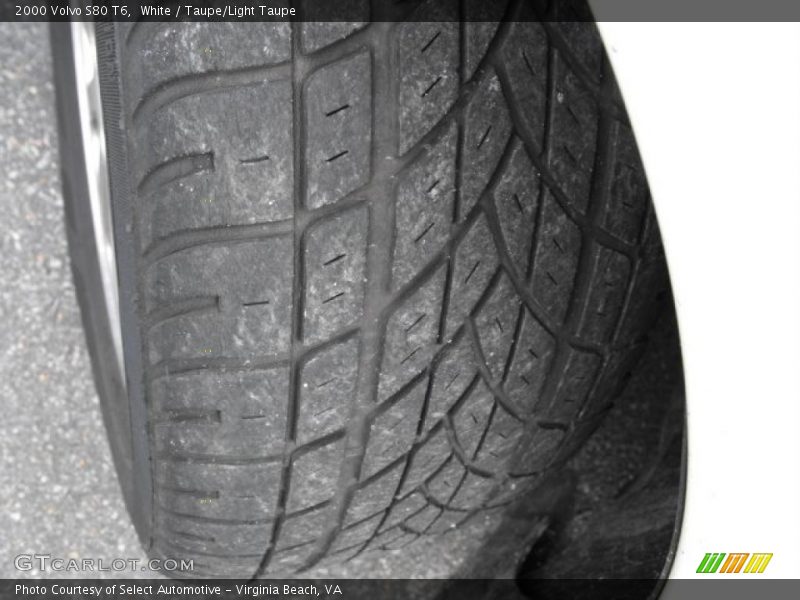 White / Taupe/Light Taupe 2000 Volvo S80 T6