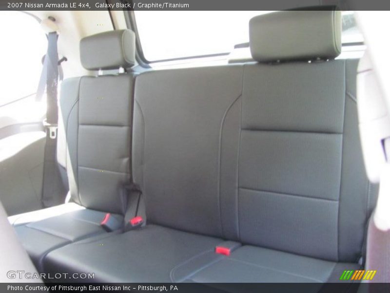 Galaxy Black / Graphite/Titanium 2007 Nissan Armada LE 4x4