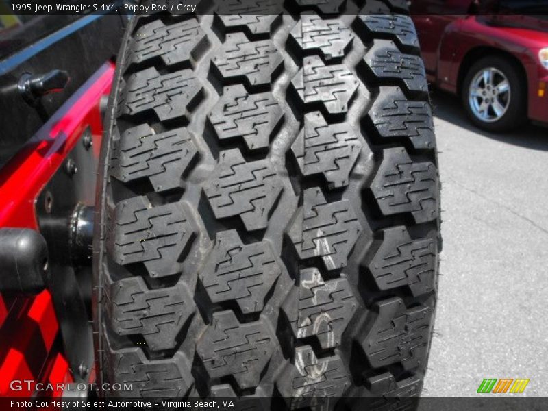 Poppy Red / Gray 1995 Jeep Wrangler S 4x4