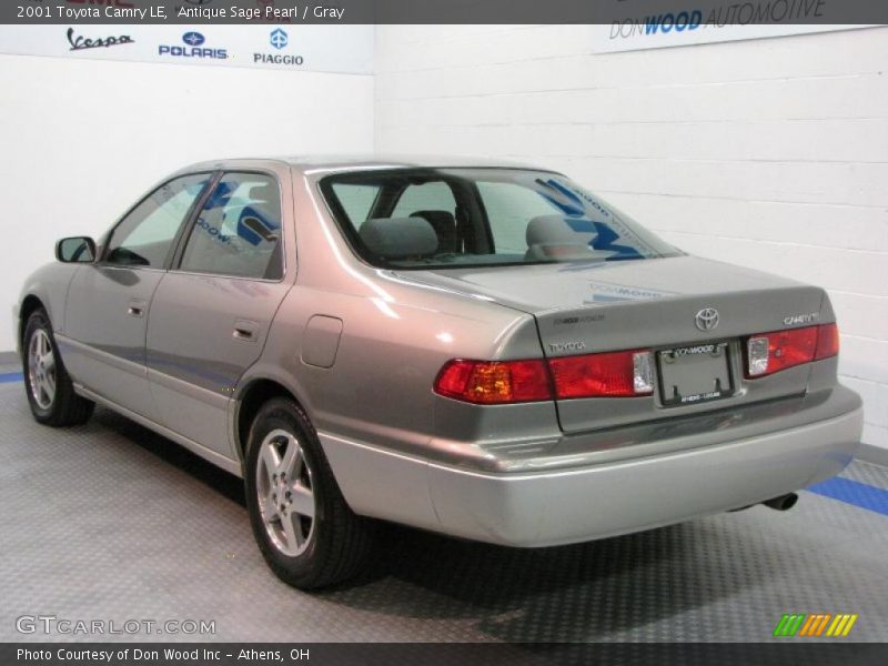 Antique Sage Pearl / Gray 2001 Toyota Camry LE