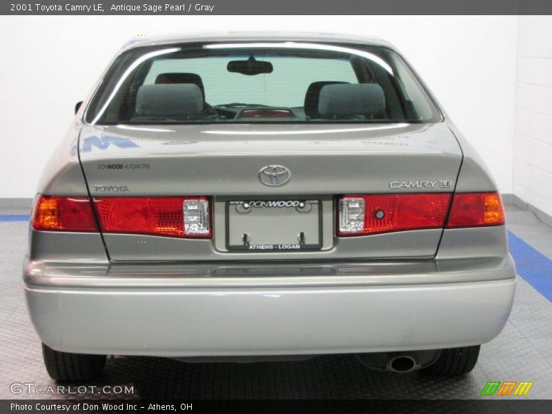 Antique Sage Pearl / Gray 2001 Toyota Camry LE