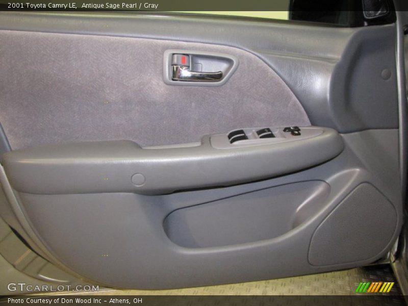 Antique Sage Pearl / Gray 2001 Toyota Camry LE