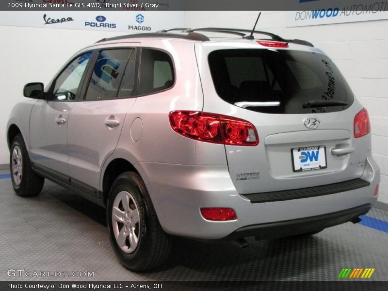 Bright Silver / Gray 2009 Hyundai Santa Fe GLS 4WD