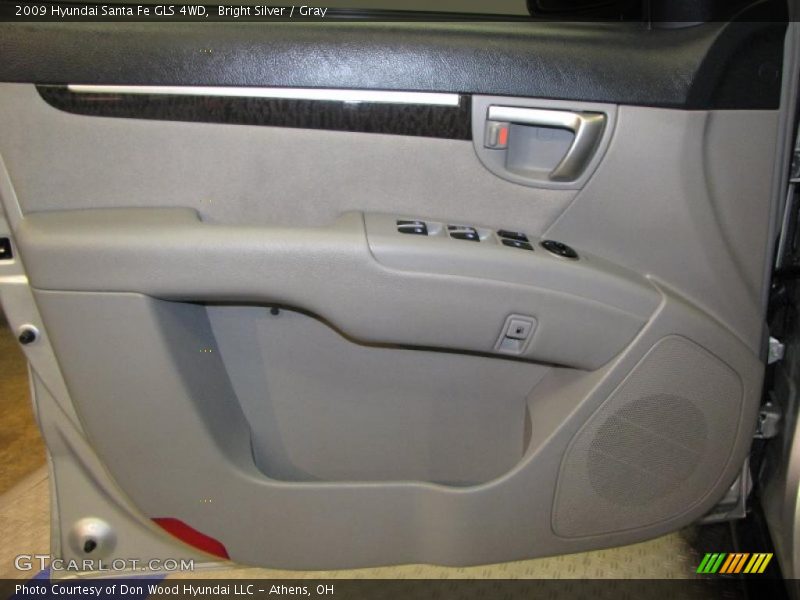 Bright Silver / Gray 2009 Hyundai Santa Fe GLS 4WD