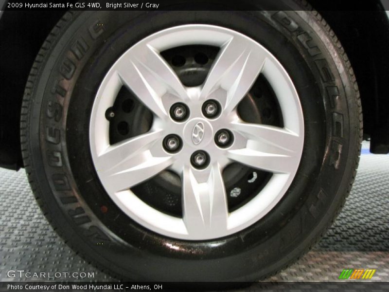 Bright Silver / Gray 2009 Hyundai Santa Fe GLS 4WD