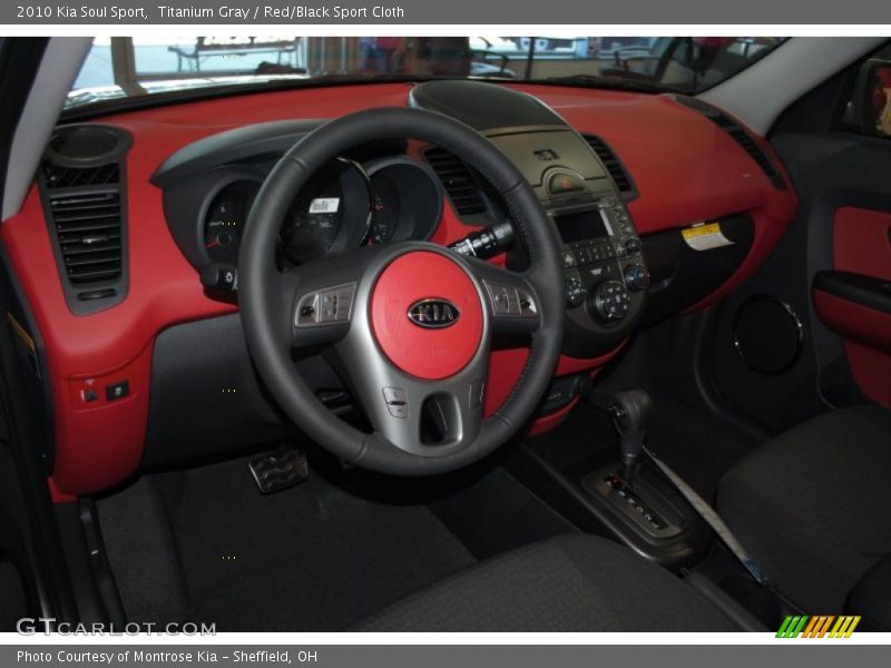 Titanium Gray / Red/Black Sport Cloth 2010 Kia Soul Sport
