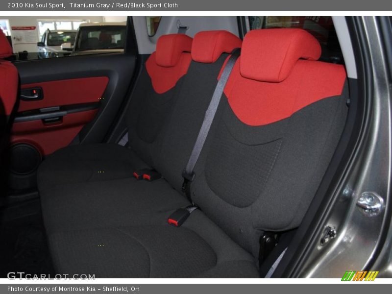 Titanium Gray / Red/Black Sport Cloth 2010 Kia Soul Sport