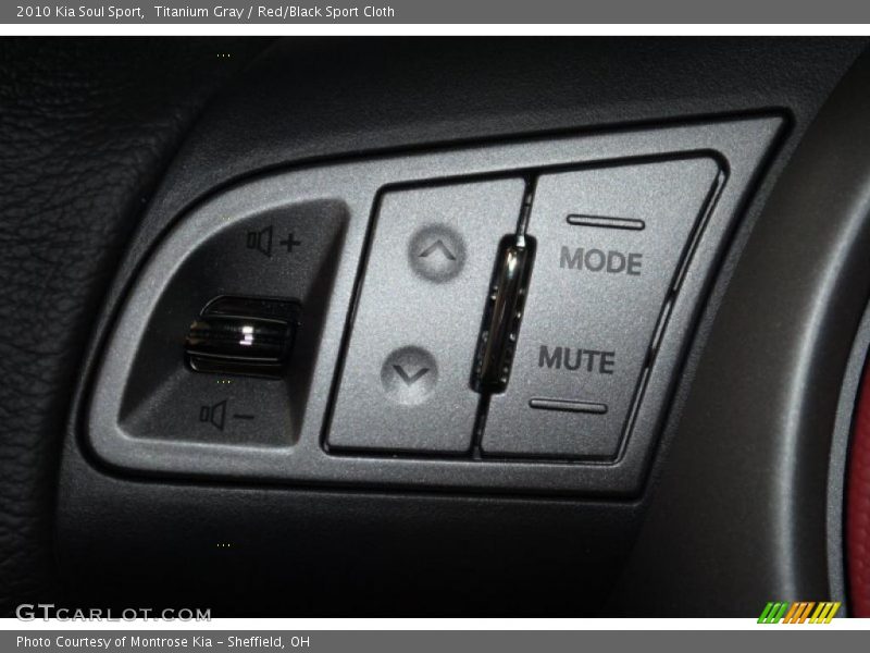 Titanium Gray / Red/Black Sport Cloth 2010 Kia Soul Sport