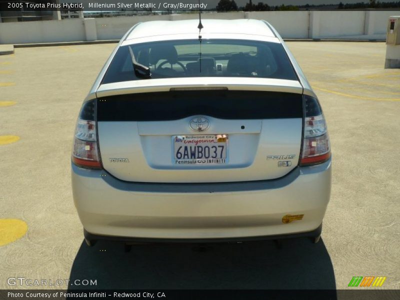 Millenium Silver Metallic / Gray/Burgundy 2005 Toyota Prius Hybrid