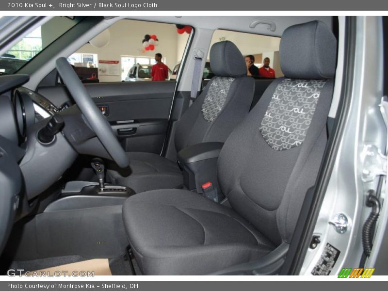 Bright Silver / Black Soul Logo Cloth 2010 Kia Soul +