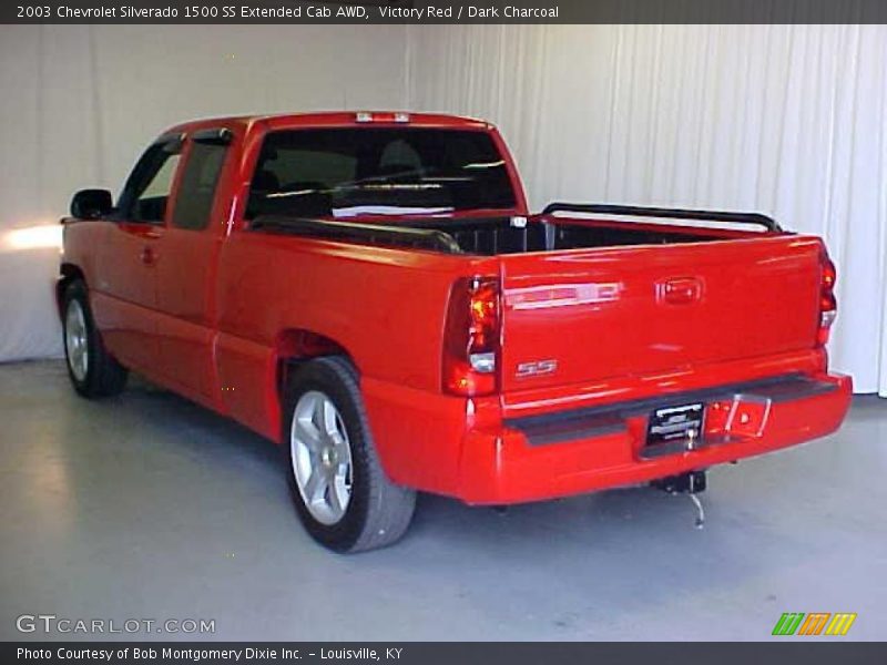 Victory Red / Dark Charcoal 2003 Chevrolet Silverado 1500 SS Extended Cab AWD