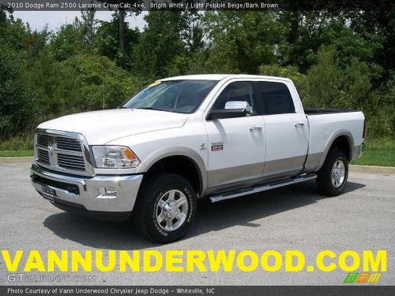 Bright White / Light Pebble Beige/Bark Brown 2010 Dodge Ram 2500 Laramie Crew Cab 4x4