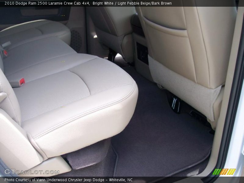Bright White / Light Pebble Beige/Bark Brown 2010 Dodge Ram 2500 Laramie Crew Cab 4x4