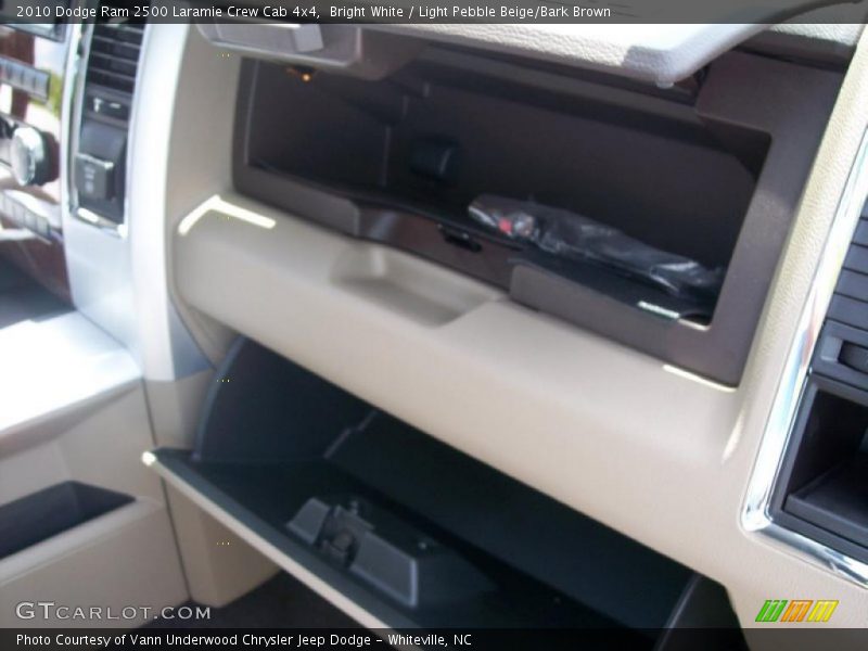 Bright White / Light Pebble Beige/Bark Brown 2010 Dodge Ram 2500 Laramie Crew Cab 4x4