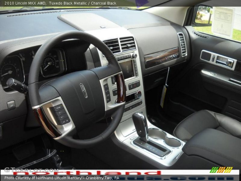Tuxedo Black Metallic / Charcoal Black 2010 Lincoln MKX AWD