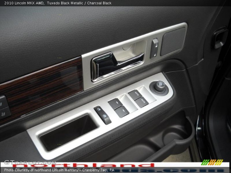 Tuxedo Black Metallic / Charcoal Black 2010 Lincoln MKX AWD