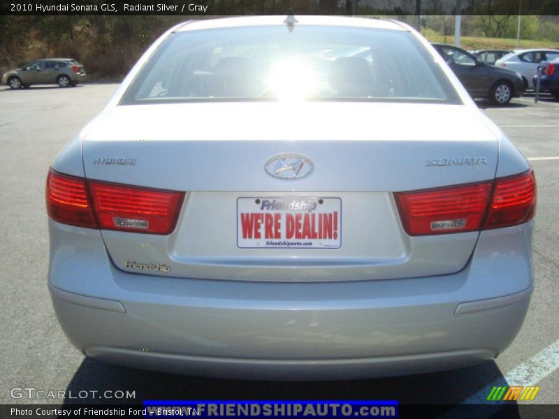 Radiant Silver / Gray 2010 Hyundai Sonata GLS