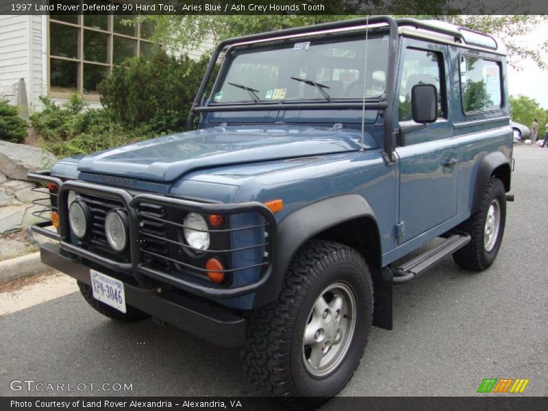 Aries Blue / Ash Grey Hounds Tooth 1997 Land Rover Defender 90 Hard Top