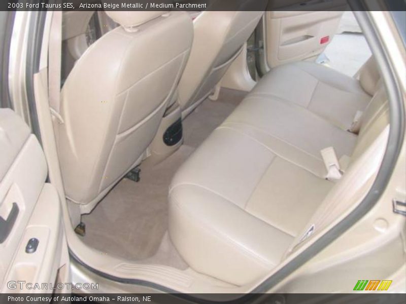 Arizona Beige Metallic / Medium Parchment 2003 Ford Taurus SES