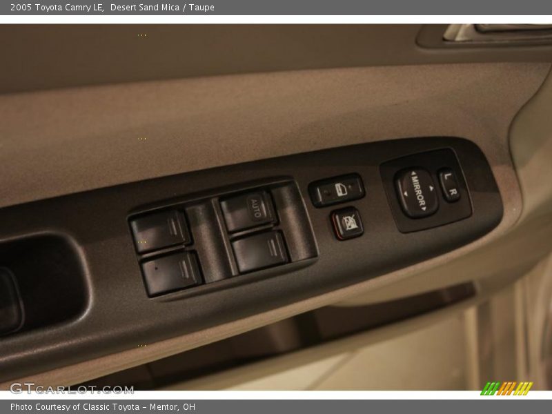 Desert Sand Mica / Taupe 2005 Toyota Camry LE