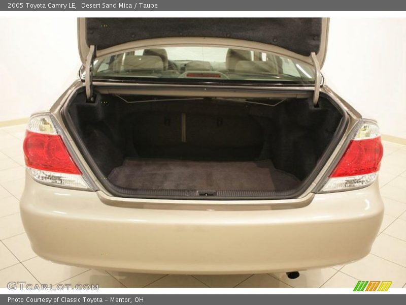 Desert Sand Mica / Taupe 2005 Toyota Camry LE
