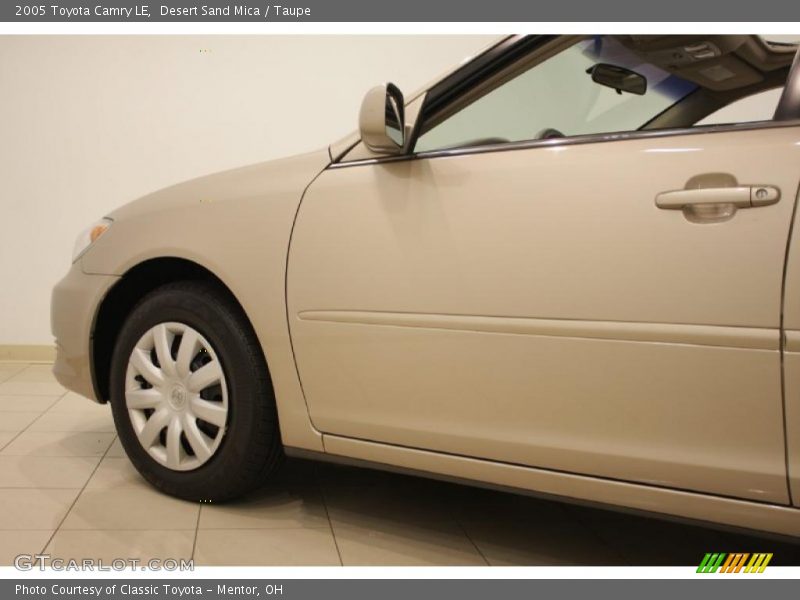 Desert Sand Mica / Taupe 2005 Toyota Camry LE