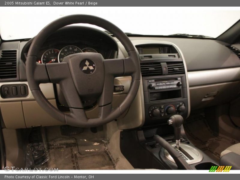 Dover White Pearl / Beige 2005 Mitsubishi Galant ES