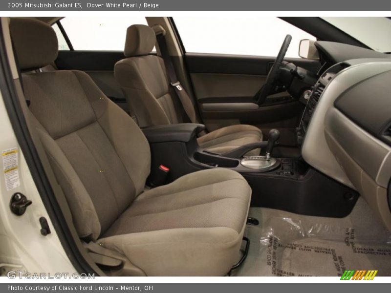 Dover White Pearl / Beige 2005 Mitsubishi Galant ES