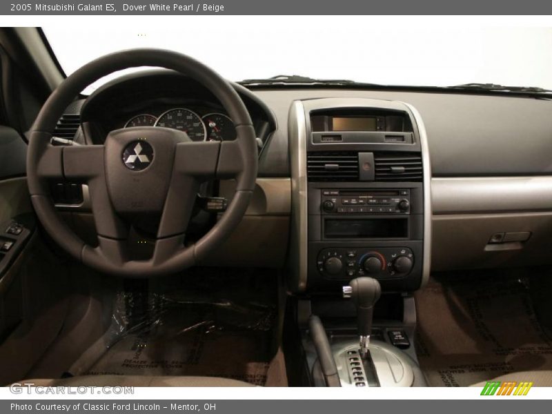 Dover White Pearl / Beige 2005 Mitsubishi Galant ES