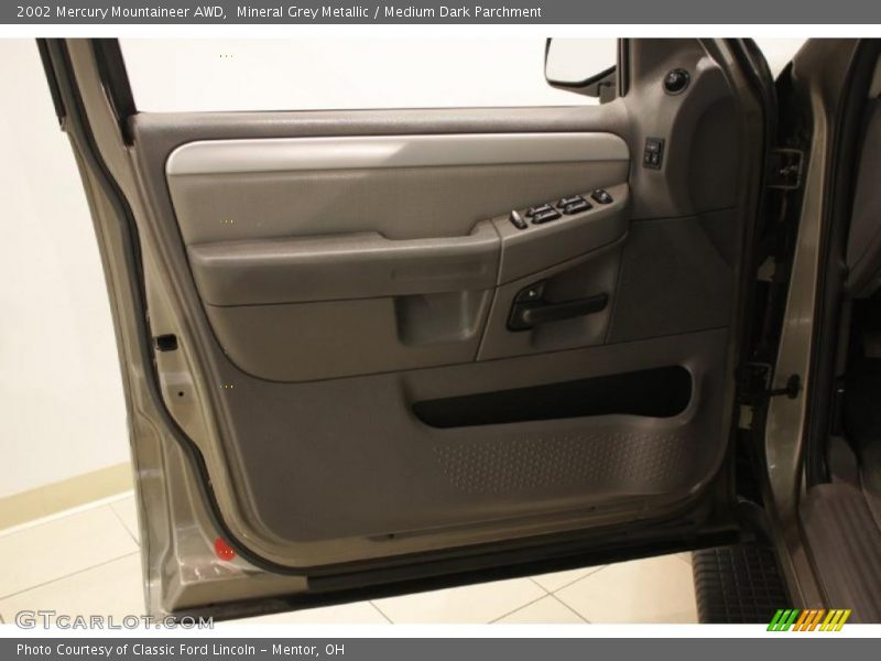 Mineral Grey Metallic / Medium Dark Parchment 2002 Mercury Mountaineer AWD