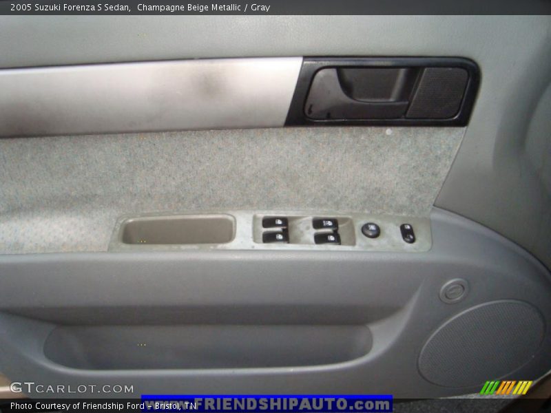 Champagne Beige Metallic / Gray 2005 Suzuki Forenza S Sedan