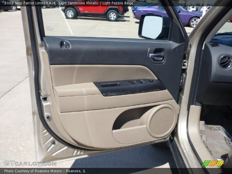 Light Sandstone Metallic / Light Pebble Beige 2009 Jeep Patriot Limited 4x4