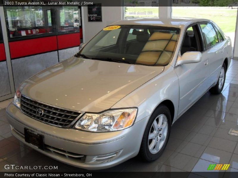 Lunar Mist Metallic / Stone 2003 Toyota Avalon XL