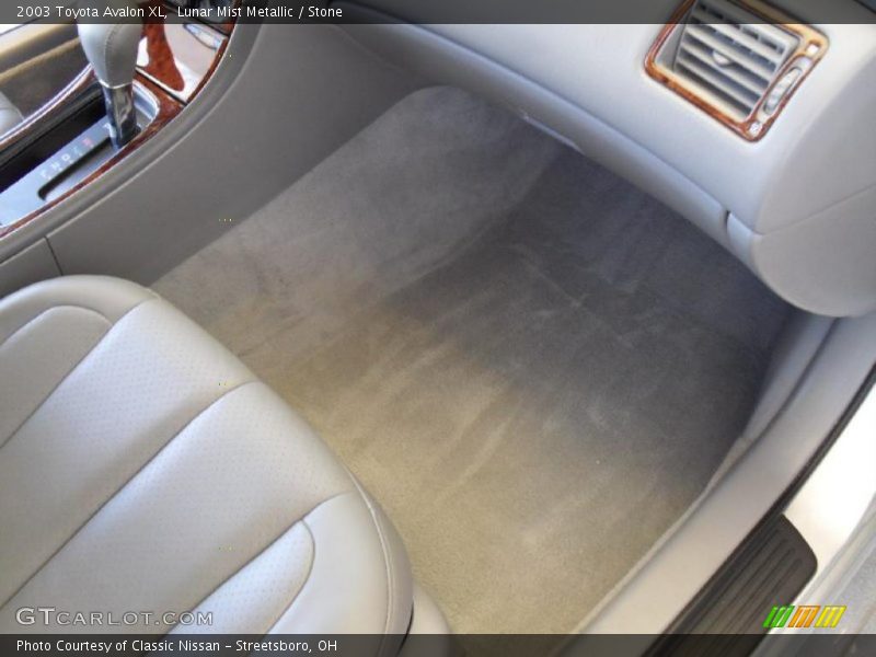 Lunar Mist Metallic / Stone 2003 Toyota Avalon XL