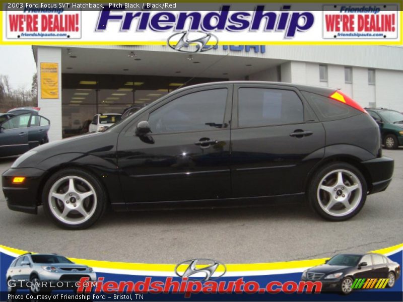 Pitch Black / Black/Red 2003 Ford Focus SVT Hatchback