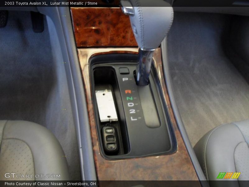 Lunar Mist Metallic / Stone 2003 Toyota Avalon XL