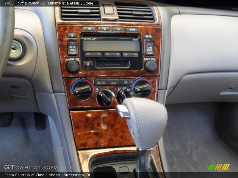Lunar Mist Metallic / Stone 2003 Toyota Avalon XL