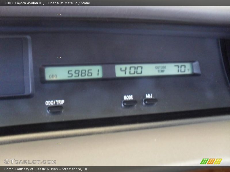 Lunar Mist Metallic / Stone 2003 Toyota Avalon XL