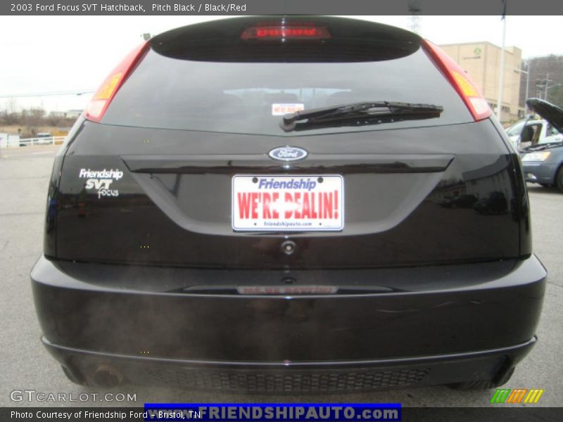 Pitch Black / Black/Red 2003 Ford Focus SVT Hatchback