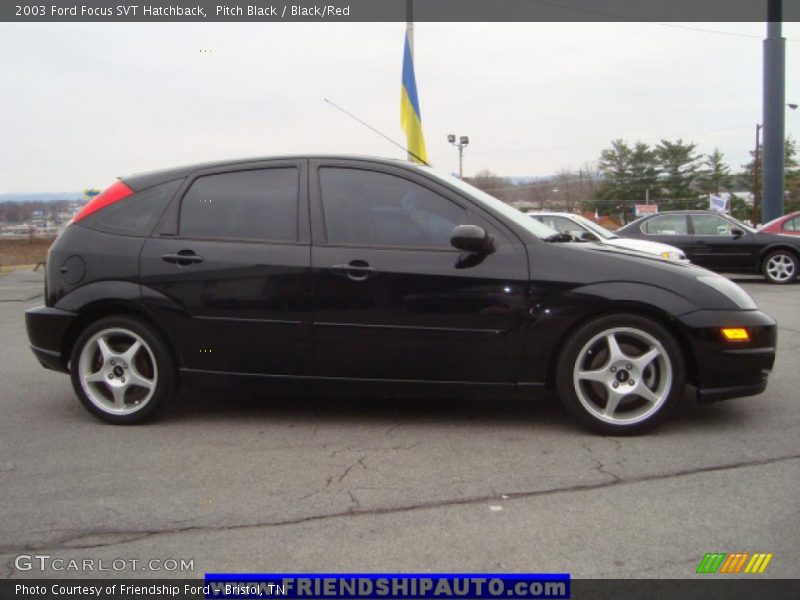 Pitch Black / Black/Red 2003 Ford Focus SVT Hatchback