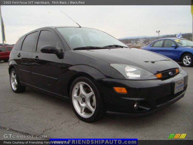 Pitch Black / Black/Red 2003 Ford Focus SVT Hatchback