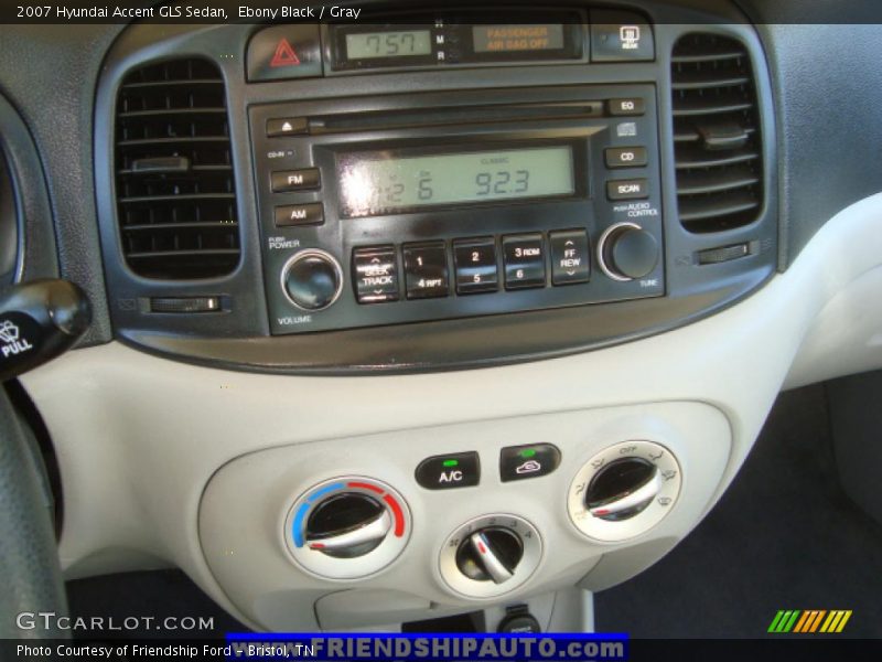 Ebony Black / Gray 2007 Hyundai Accent GLS Sedan